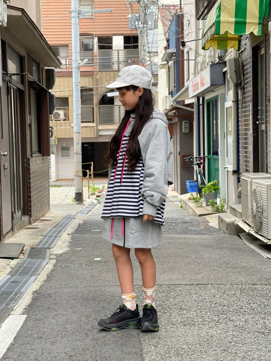 CHANU チャンヌ ミニスカート（グレー×ネオンピンク） – SESSIONS_JAPAN