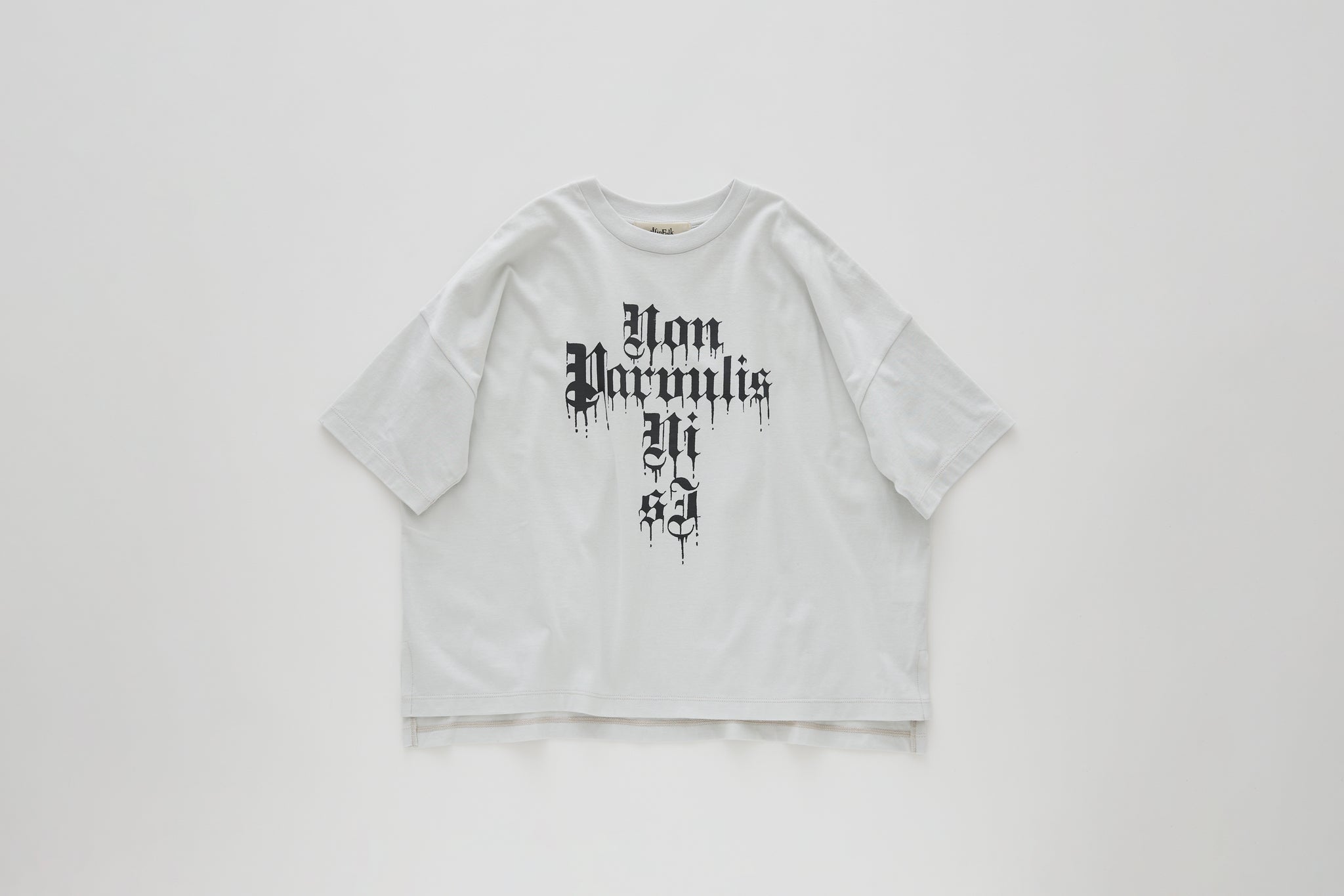 エルフィンフォルク/elfinfolk elf242j04 ゴシックレタービッグTシャツ ashwhite