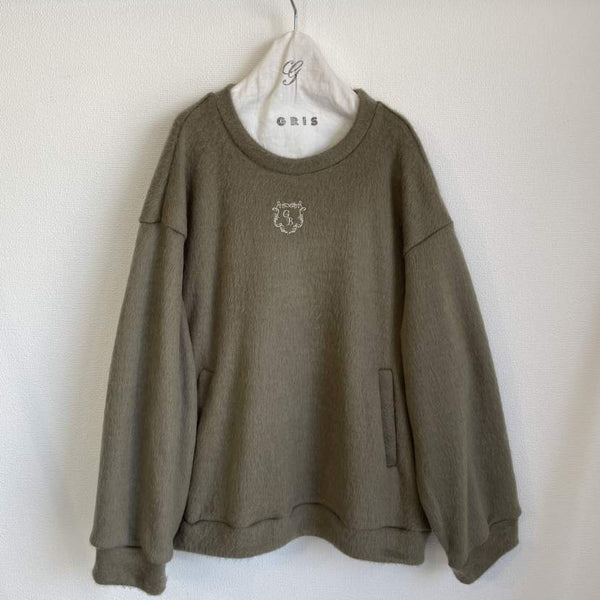 GRIS/Guri/ Shaggy pullover (khaki) GR25awcu006