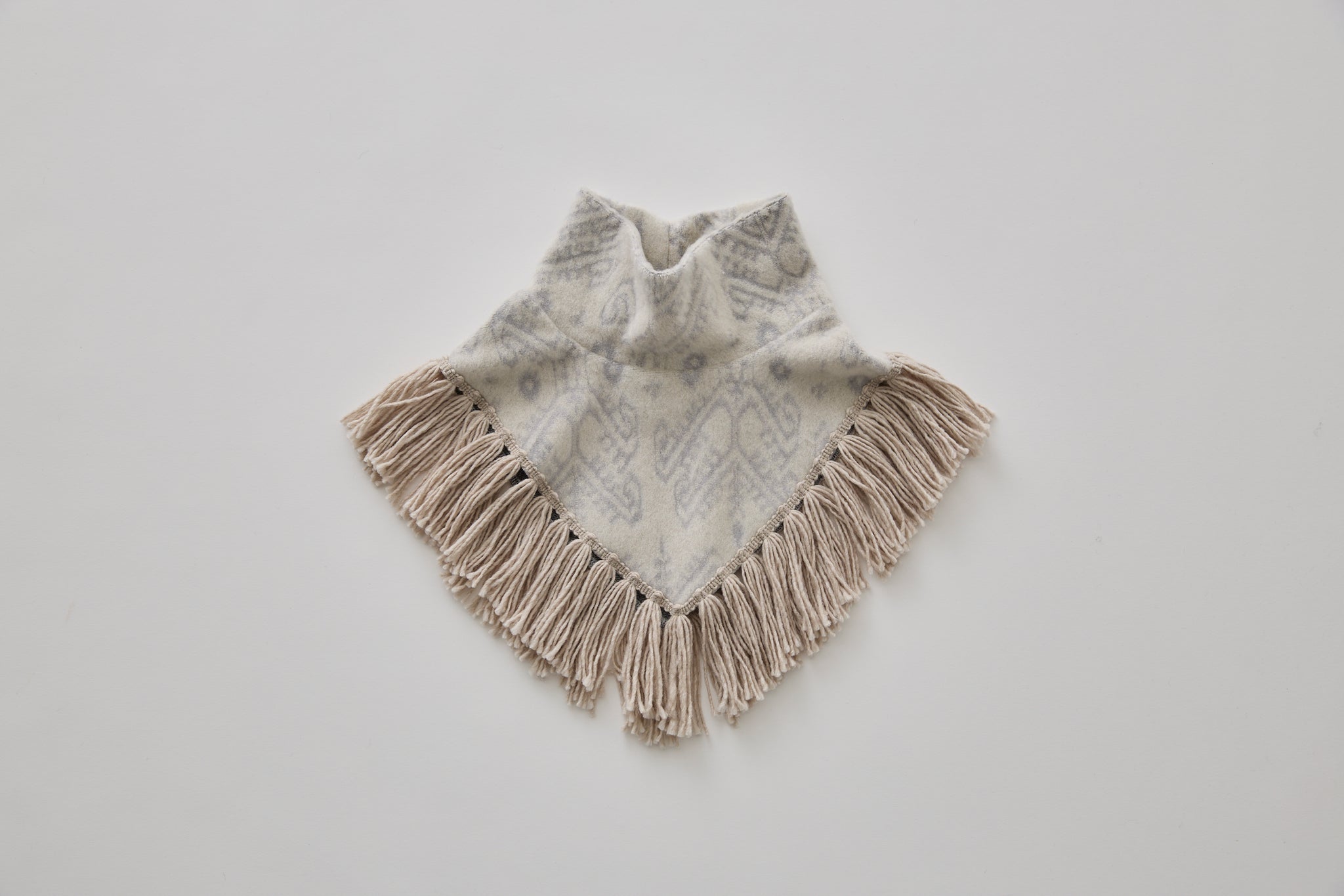 Elfinfolk/elfinfolk 01elf252j12Snow Jacquard Fringe Cape(ivory)