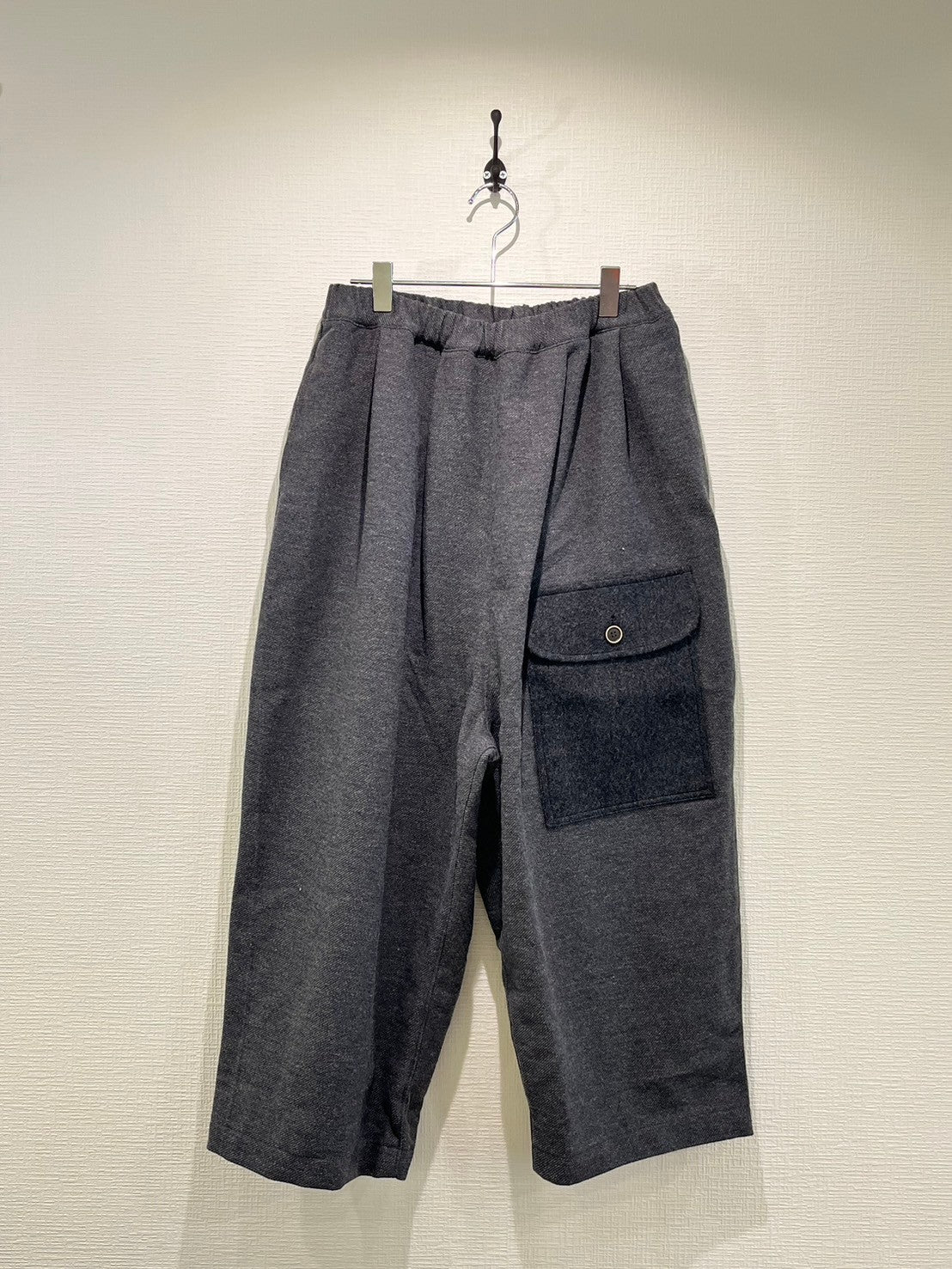 エストゥロワルーズ tumugu レイトリー パンツ ツムグ tumugu:（ツムグ