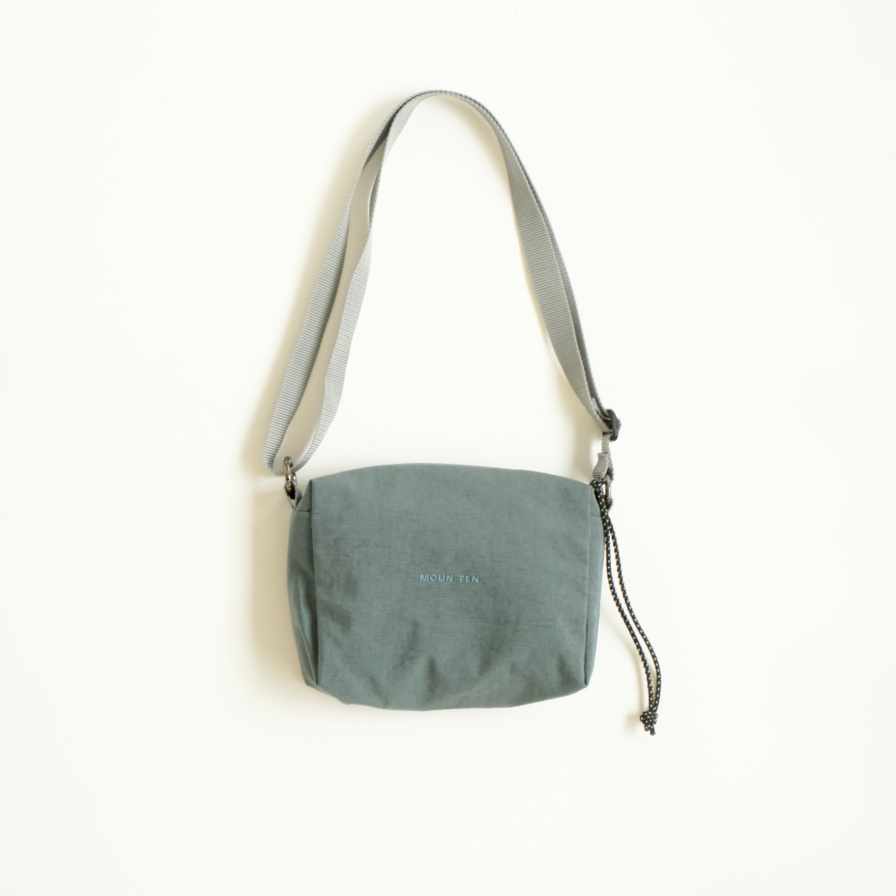 25aw MOUNTEN./Mountain nylon porch (steal blue)MA70-1836