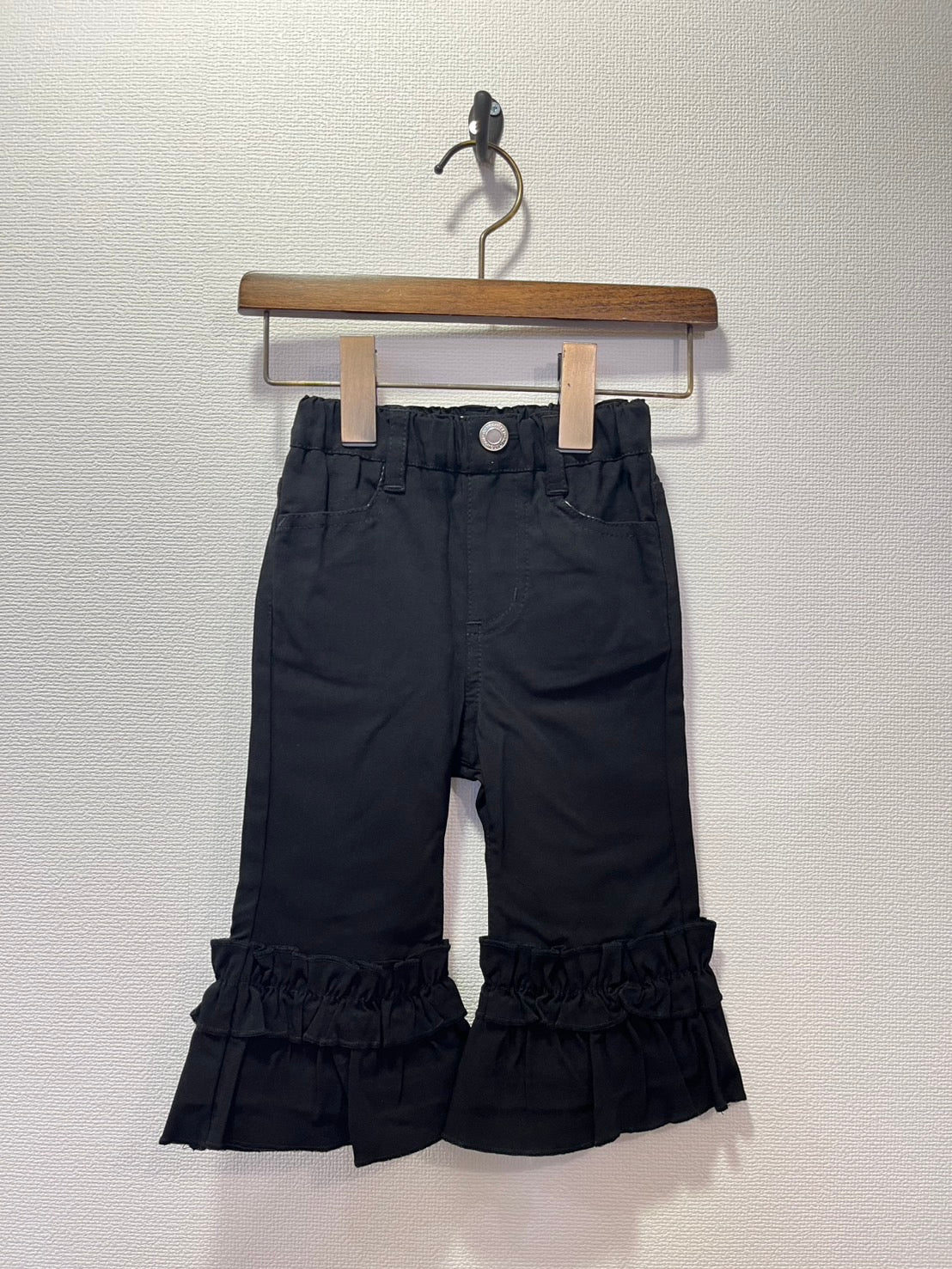 NEEDLE WORKS/NeWo Suso Ruffle Pants (BLACK) [3225120]