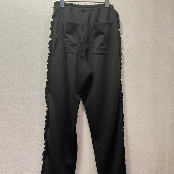 NEEDLE WORKS/NeWo Ruffle Track Pants (BLACK) [3225119]