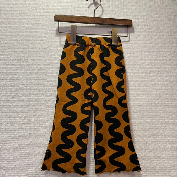 NEEDLE WORKS/NeWo Unewune pattern flare leggings (BROWN) [3225405]