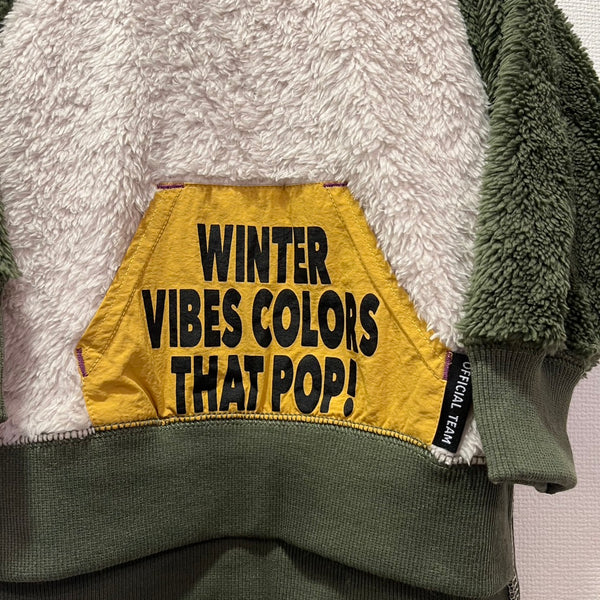 NEEDLE WORKS/ NEEDLE WORKS OFFICIALTEAM Double Boa Pocket Raglan Pullover (IVORY) [1225320]