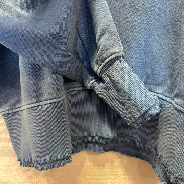 ESTROISLOSE Pigment fleece crew neck pullover (blue) EC24310-WA