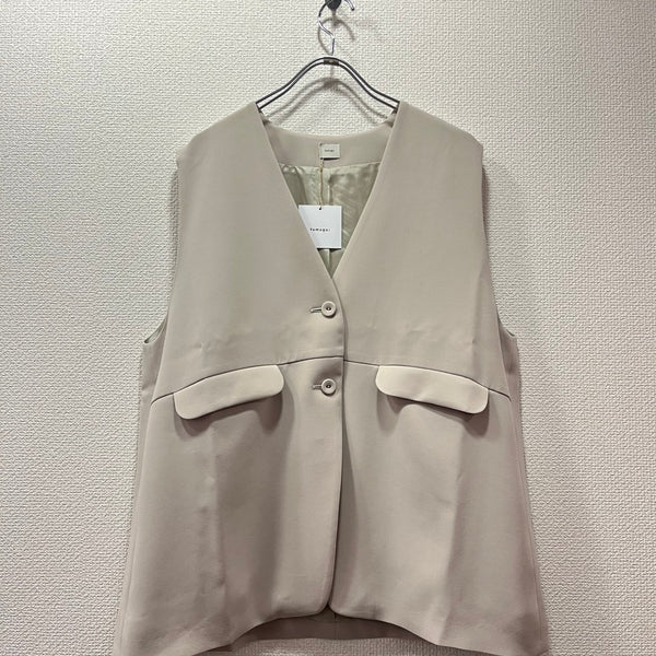 tumugu / Tumugu Soar Pearl Compact Vest (Greige) TB24440-WA