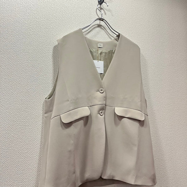 tumugu / Tumugu Soar Pearl Compact Vest (Greige) TB24440-WA