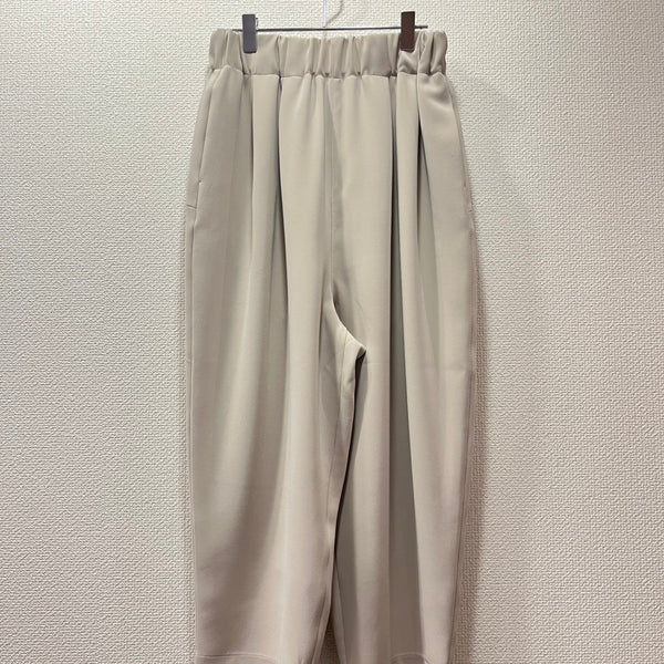 tumugu / Tumugu Soar Pearl Compact Tapered Pants (Greige) TB21442a-WA