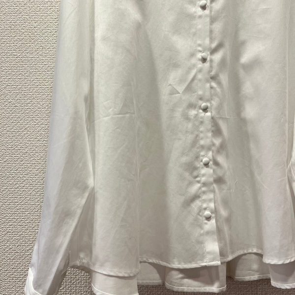 tumugu /纺纱棉缎面褶领衬衫（灰白色）TB19435b