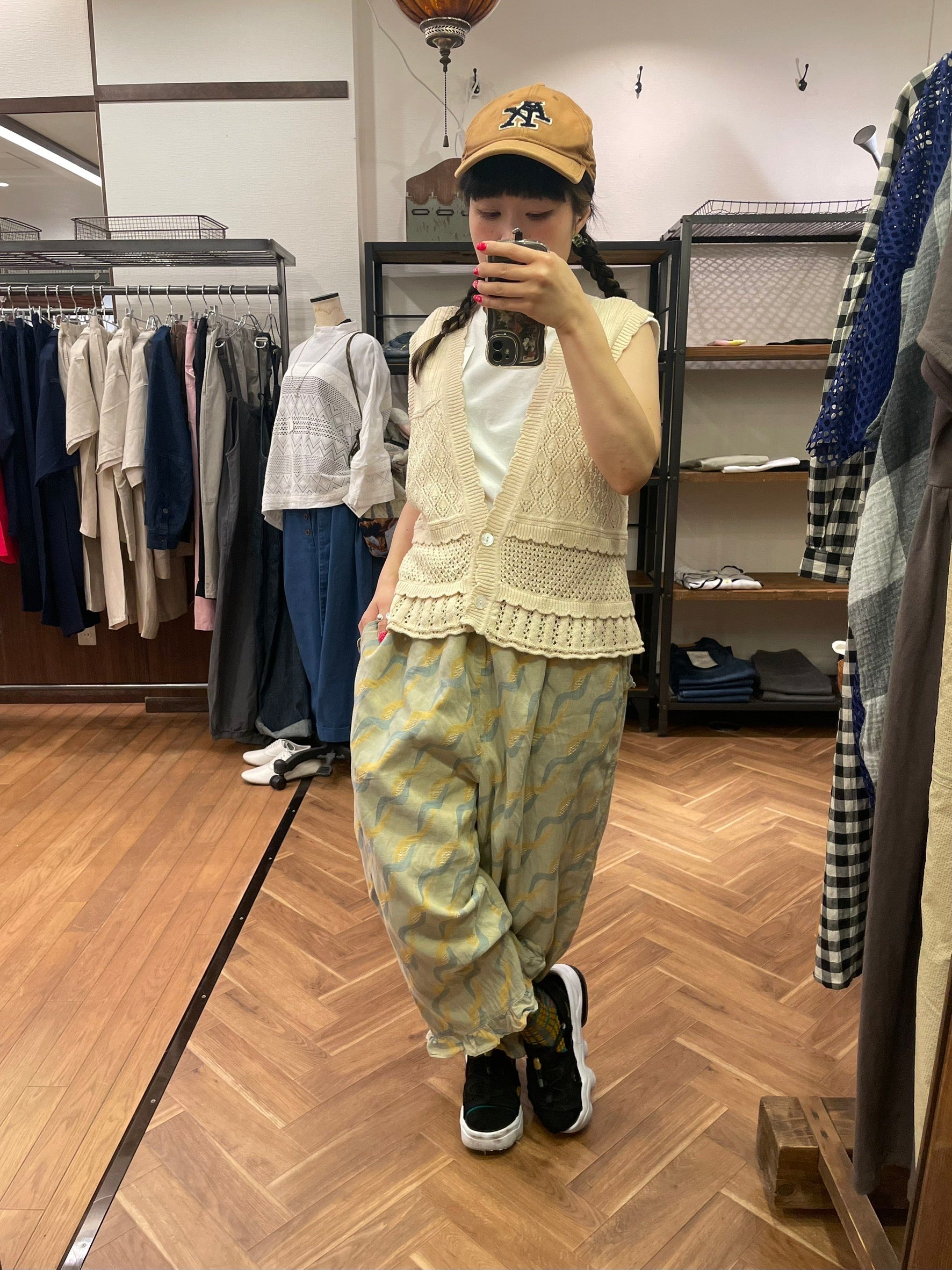 30%OFF tumugu / ツムグ ツイストリボンジャガード フリルパンツ