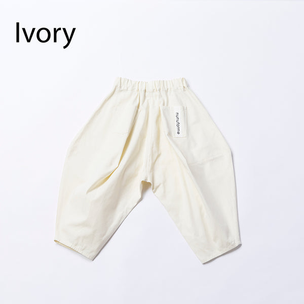 25awヌヌフォルム/nunuforme　ライトデニムポインテッドパンツ　　[ns-621-007-] Ivory