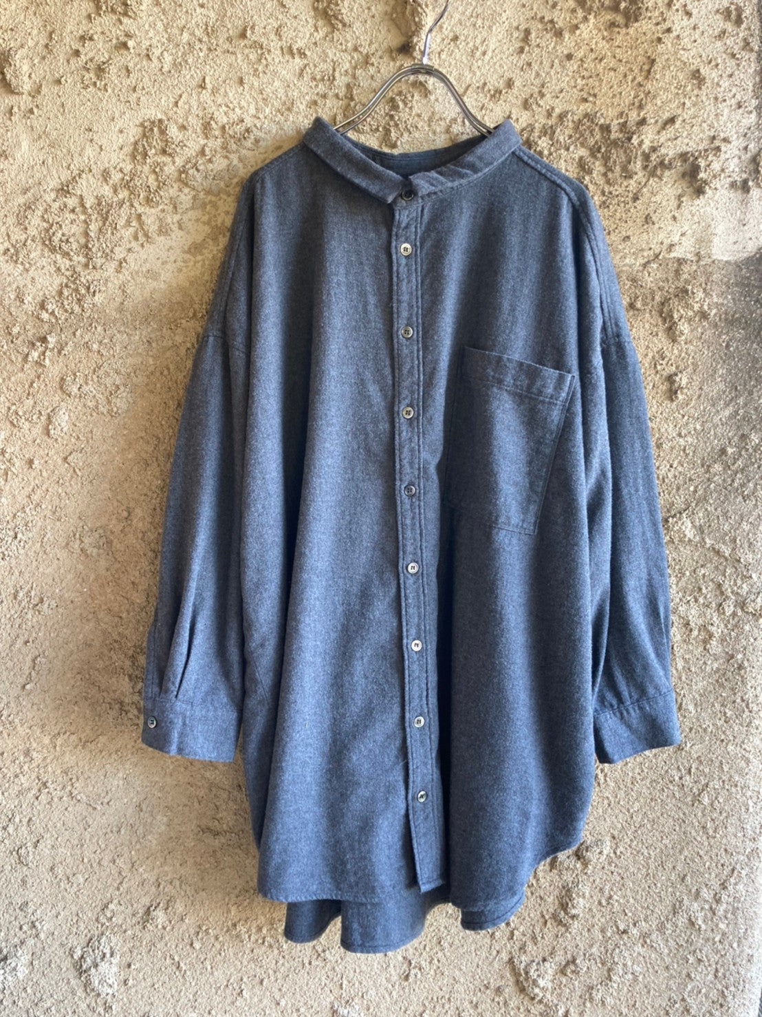 Brocante/ブロカント 　エノームシャツ（チャコールグレー）　36-265t